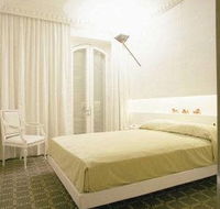 Lotel Hotel - Whitsundays Accommodation