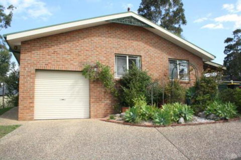 Surf Beach On Eric - Whitsundays Accommodation 0