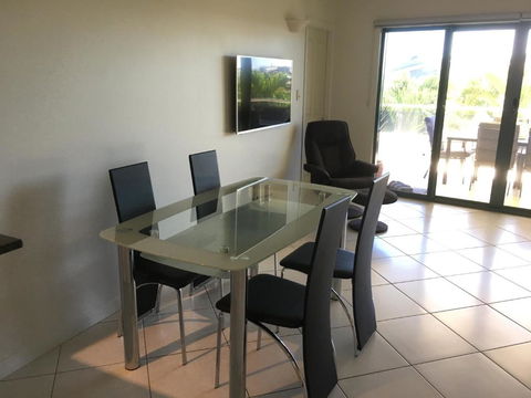 No1 The Strand - Whitsundays Accommodation 5