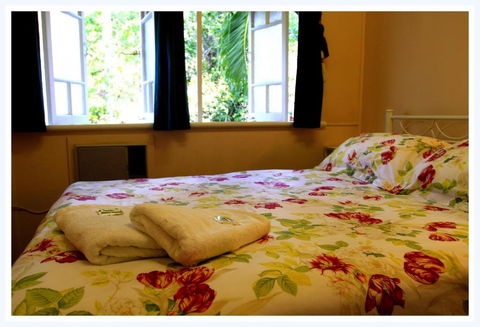 Coral Lodge Bed & Breakfast Inn - Whitsundays Accommodation 4