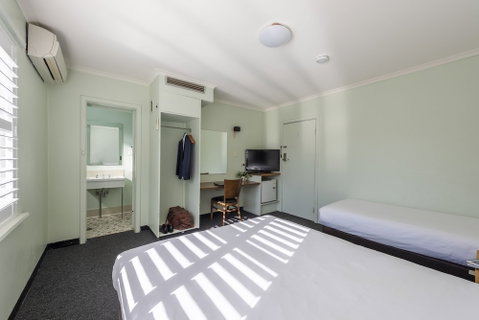 Panorama Bathurst - Whitsundays Accommodation 4