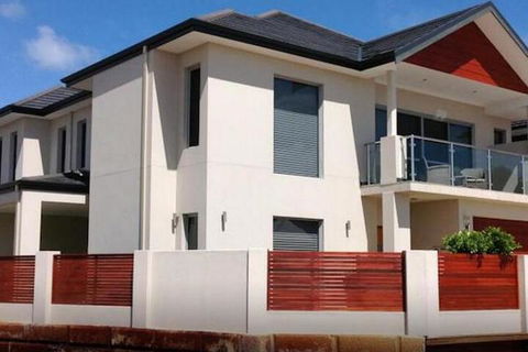 Lakeside Retreat - Whitsundays Accommodation 2