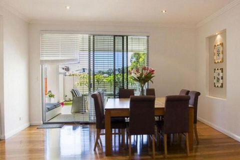 Lakeside Retreat - Whitsundays Accommodation 6