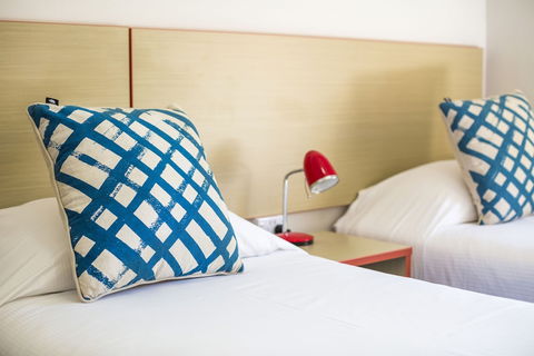 Melton Hotel - Whitsundays Accommodation 5