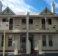 Hay Street Travellers Inn Hostel - Whitsundays Accommodation