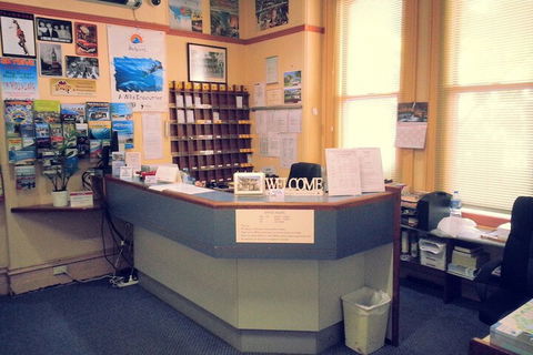 Hay Street Travellers Inn Hostel - Whitsundays Accommodation 2