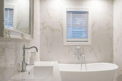 Noosa Outrigger Beach Resort - Whitsundays Accommodation 6