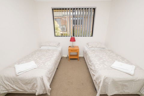 Parkside Apartments - Whitsundays Accommodation 3