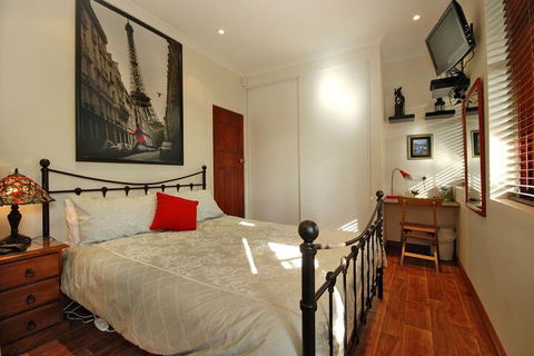 Above Bored Bed & Breakfast - Whitsundays Accommodation 7