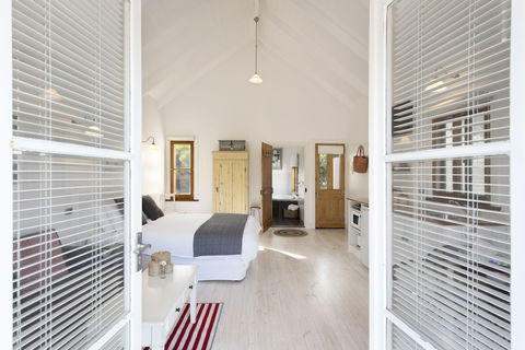 Beach Huts Middleton - Whitsundays Accommodation 3