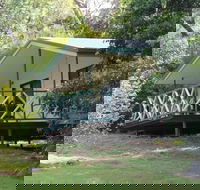 Capricorn Caves - Caravan Park - Whitsundays Accommodation