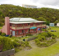 Cape Bridgewater Sea View Lodge - Whitsundays Accommodation