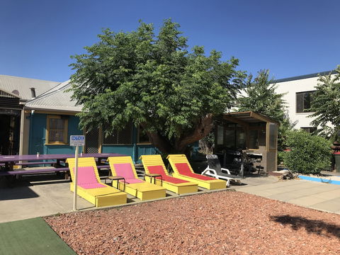 Wander Inn â€“ Bunbury Backpackers - Whitsundays Accommodation 2