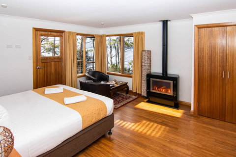 Lake St Clair Lodge - Whitsundays Accommodation 5