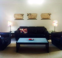 Australian Home Away at East Doncaster George - Whitsundays Accommodation