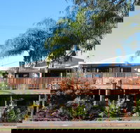Five 3 Five - The Beachside Barracks - Whitsundays Accommodation