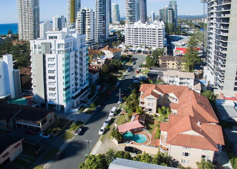Jubilee Views Holiday Apartments - Whitsundays Accommodation 0