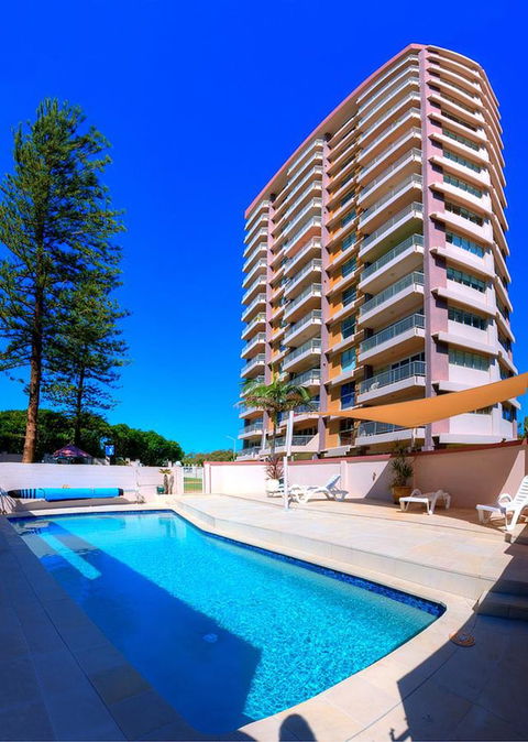 Narrowneck Court - Whitsundays Accommodation 3