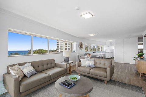 Narrowneck Court - Whitsundays Accommodation 1