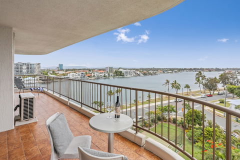 Spectrum Apartments - Whitsundays Accommodation 0
