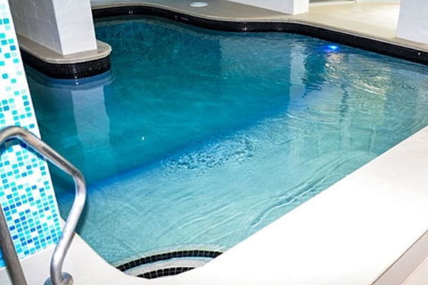 Zenith Ocean Front Apartments - Whitsundays Accommodation 2