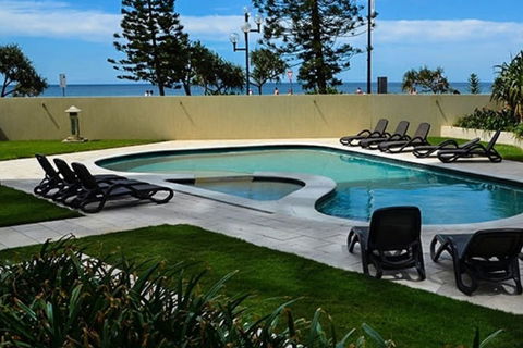 Zenith Ocean Front Apartments - Whitsundays Accommodation 3