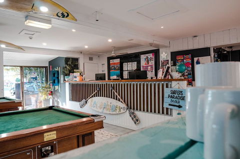Budds In Surfers - Whitsundays Accommodation 1