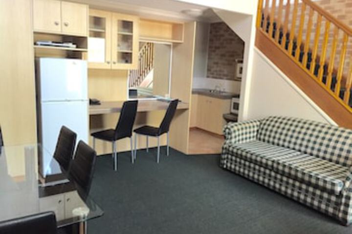 Wyalla Plaza QLD Whitsundays Accommodation