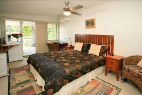 The Bank Guesthouse - Whitsundays Accommodation 7
