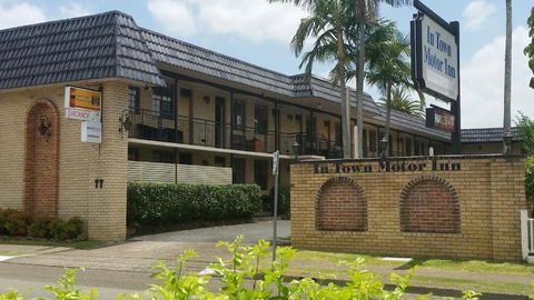 In Town Motor Inn - Whitsundays Accommodation 2