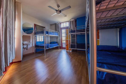 Mad Monkey Backpackers Bayswater - Whitsundays Accommodation 6