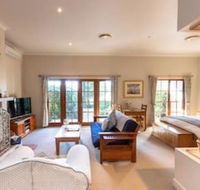Strathearn Park Lodge - Whitsundays Accommodation