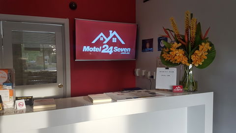 Motel24seven - Whitsundays Accommodation 2