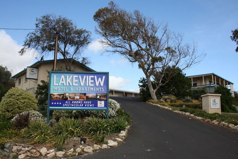 Lakeview Motel & Apartments - Whitsundays Accommodation 5