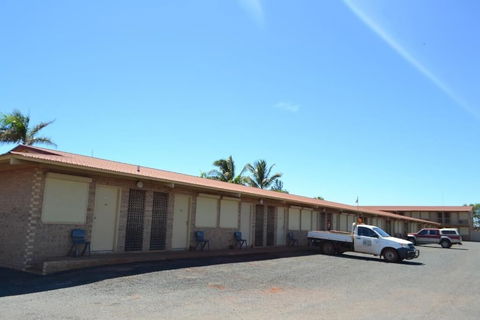 The Lodge Motel - Whitsundays Accommodation 4