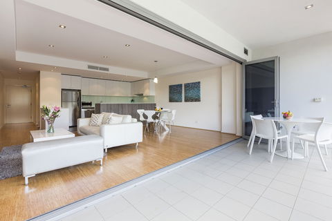 Gallery Serviced Apartments - Whitsundays Accommodation 5