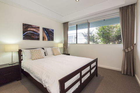 Gallery Serviced Apartments - Whitsundays Accommodation 6