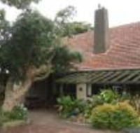 COLWYN HOUSE  STABLE COTTAGE B B - Whitsundays Accommodation