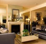 Andres Mews Luxury Serviced Apartments - Whitsundays Accommodation