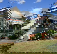 Melville House - Whitsundays Accommodation