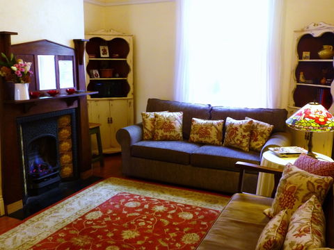 Hills Havens Cottages - Whitsundays Accommodation 3