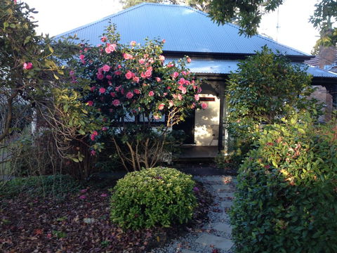 Hills Havens Cottages - Whitsundays Accommodation 0