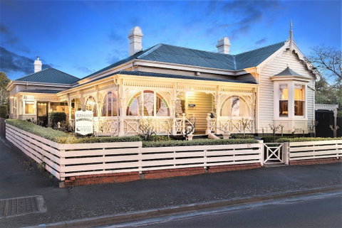 Kurrajong House Launceston - Whitsundays Accommodation 1