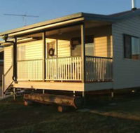 Lee Farm Stay Cottages - Whitsundays Accommodation