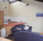 Alpha Centauri 8 Budget Jindabyne Holiday Apartment - Whitsundays Accommodation
