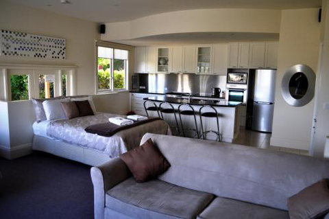 Belton Apartments - Whitsundays Accommodation 6
