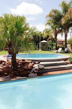 Country Leisure Motor Inn - Whitsundays Accommodation 3