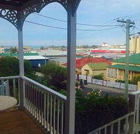 Devonport Historic Cottages - Whitsundays Accommodation