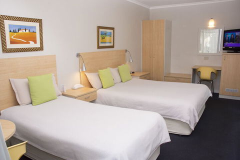 Nebula Motel Cooma - Whitsundays Accommodation 7