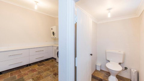 Leisurely Manor - Whitsundays Accommodation 5